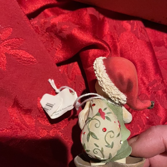 NWT Elf in Santa Boots Figurine - Picture 8 of 9